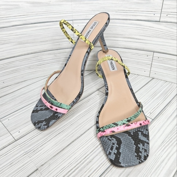 Steve Madden Shoes - Steve Madden Loft Strappy Kitten Heel Sandal in Snakeskin Multi Size 10